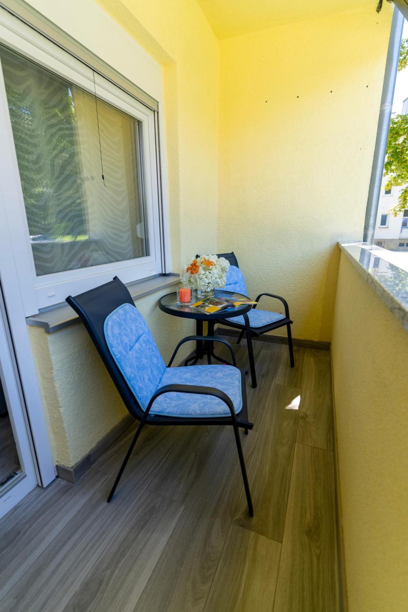 Lusi Apartment Otocac Exterior photo